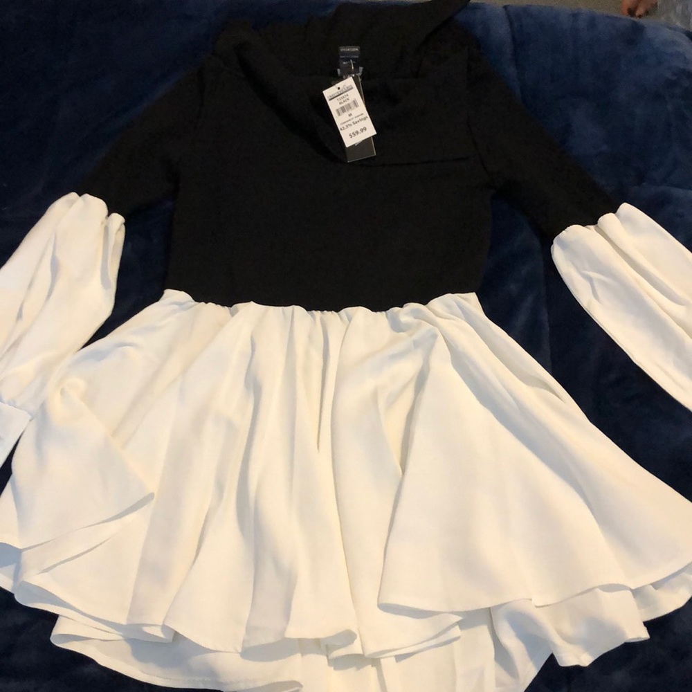 New Black and white sweater Bloomingdale’s